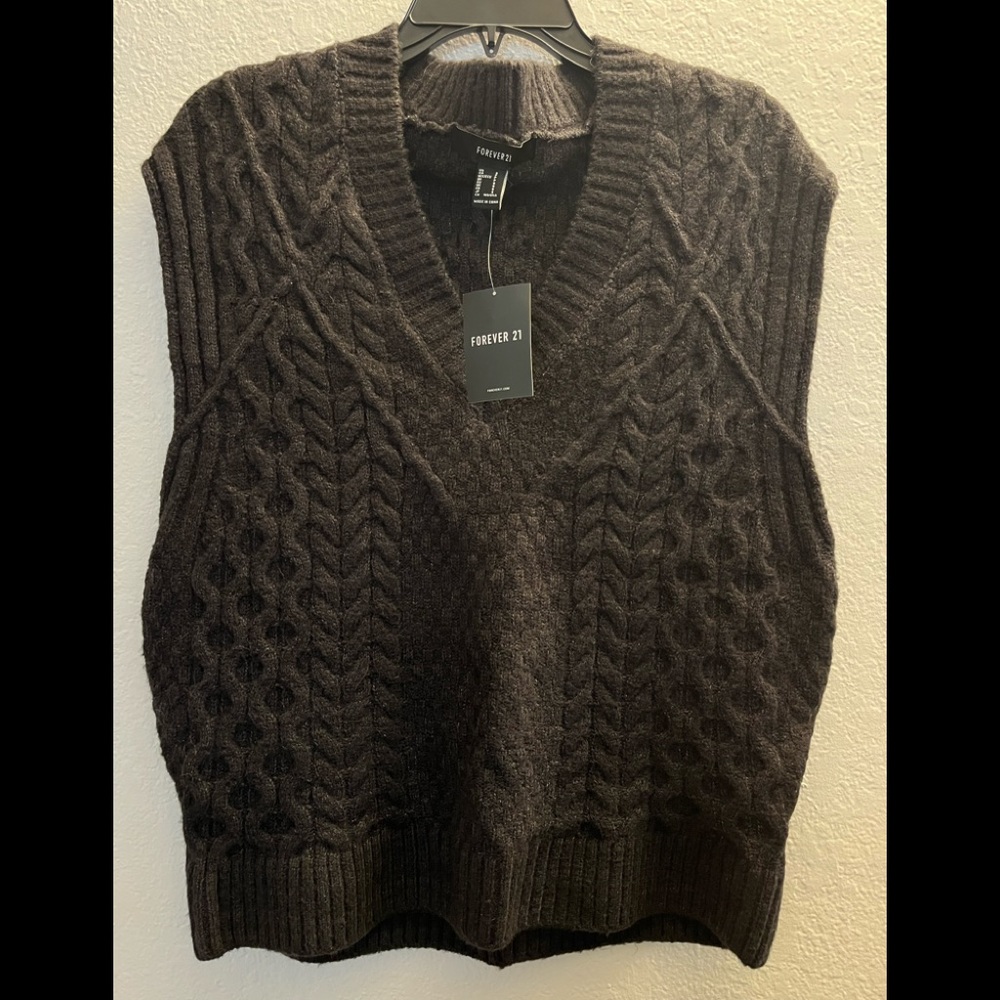 NWT Forever 21 Cable Knit Sweater Vest